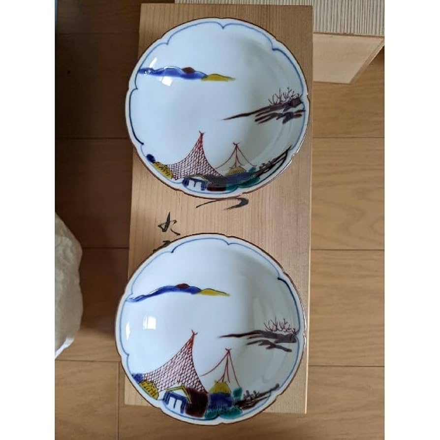 九谷焼　智美作　高台　皿　小鉢　骨董品 Amazon.co.jp: 九谷焼 智美作 高台 皿 小鉢 骨董品 : ホーム